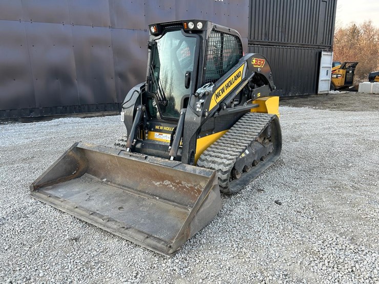 2023-new-holland-c337-image-8