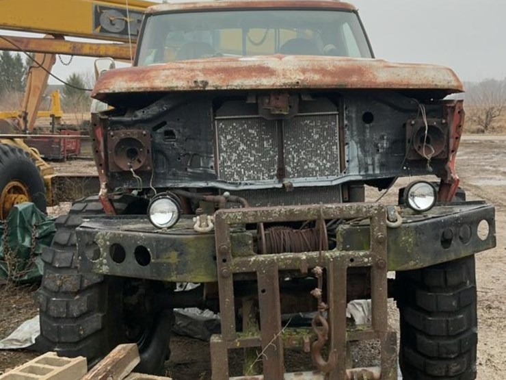 1976-ford-f350-image-8