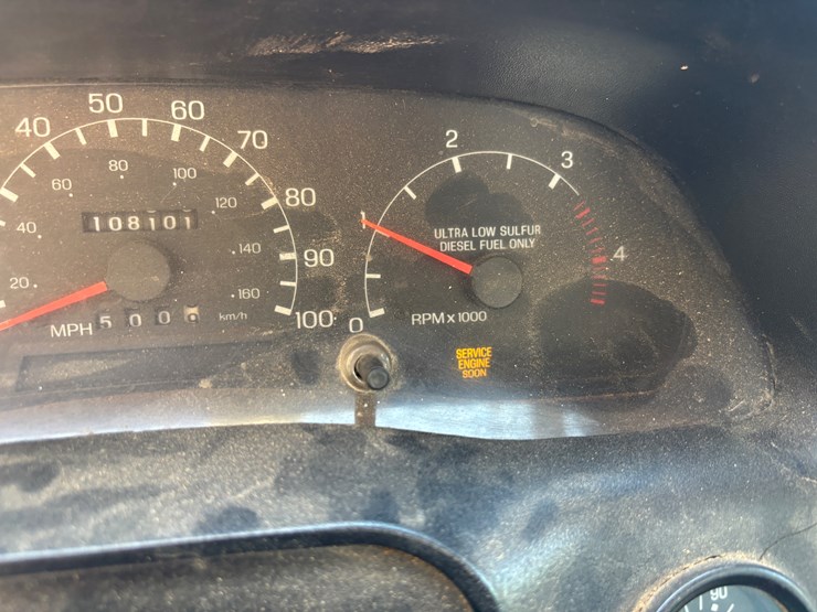 2010-ford-f750-image-16