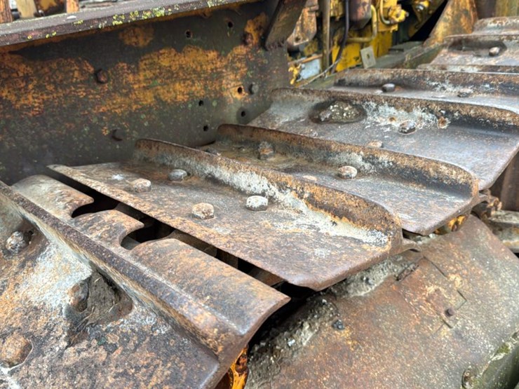 caterpillar-d7-image-18