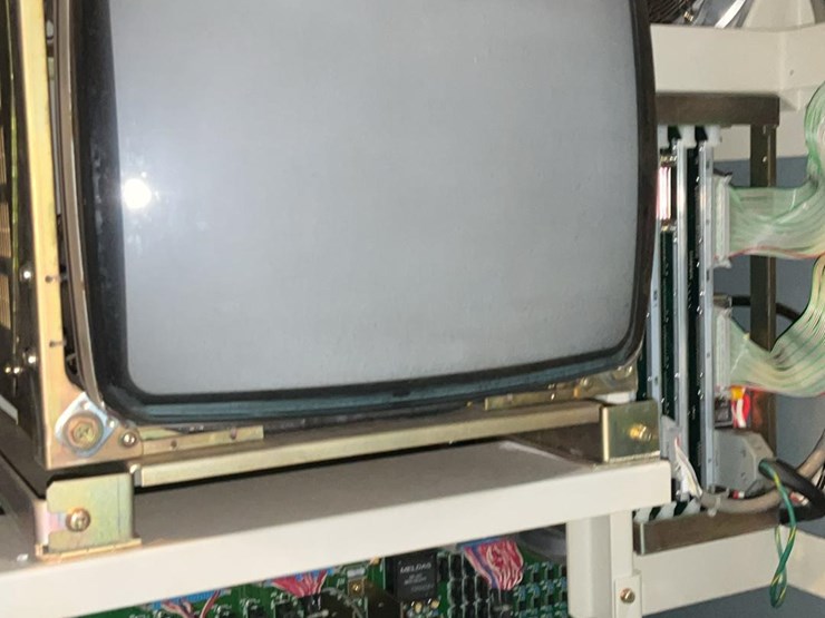 #215-•-mitsubishi-electrical-discharge-machine-image-26