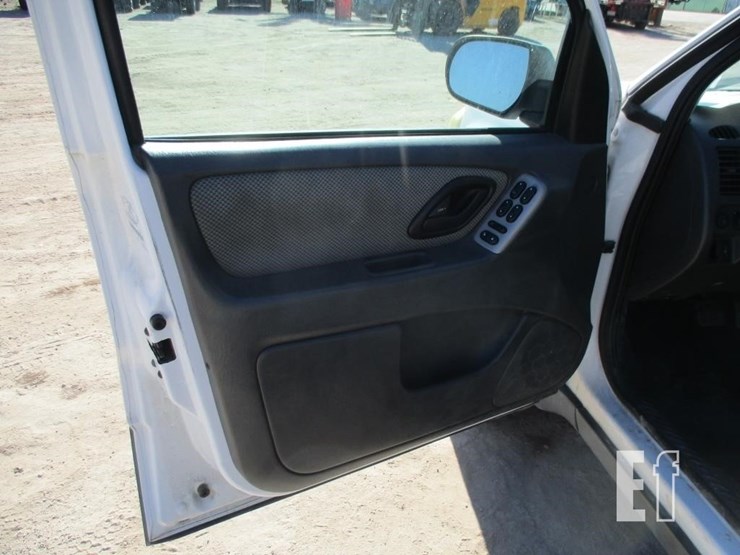 2007-ford-escape-hybrid-image-13