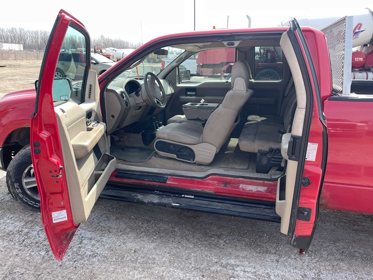 #5675-•-2006-f150-4x4-extended-cab-long-box-(has-wi-title)-image-47