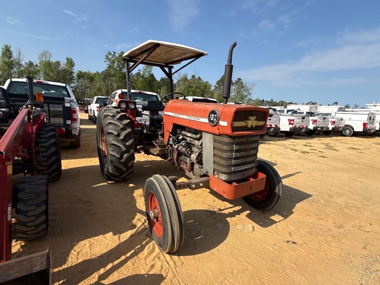 massey-ferguson-165-image-1