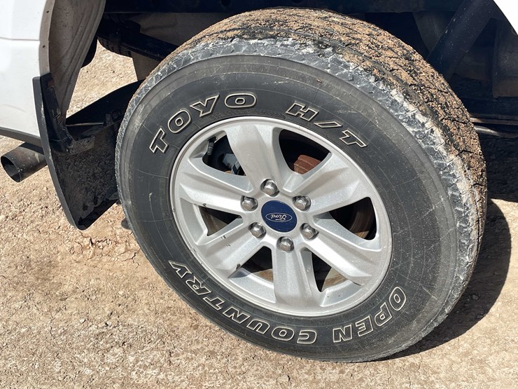 #5673-•-2015-f150-xlt-4x4-extended-cab-(has-wi-title)-image-16