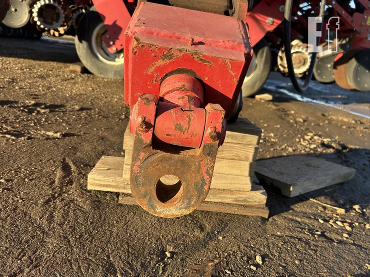 2009-white-8516-image-17