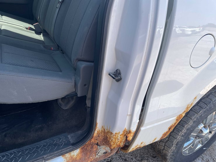 #5671-•-2012-f150-xlt-4x4-crew-cab-(has-wi-title)-image-35