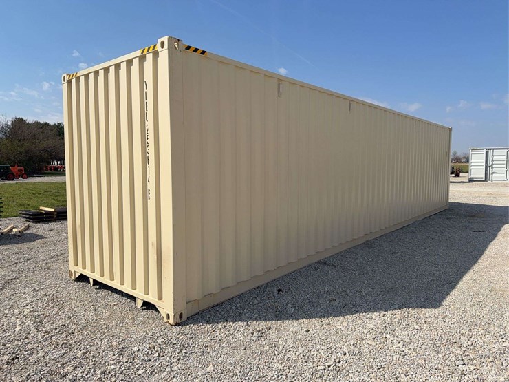 40-foot-shipping-container-image-4