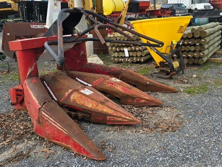 case-rche-3-row-corn-head-image-2