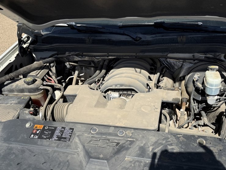 2014-chevrolet-silverado-1500-high-country-image-23