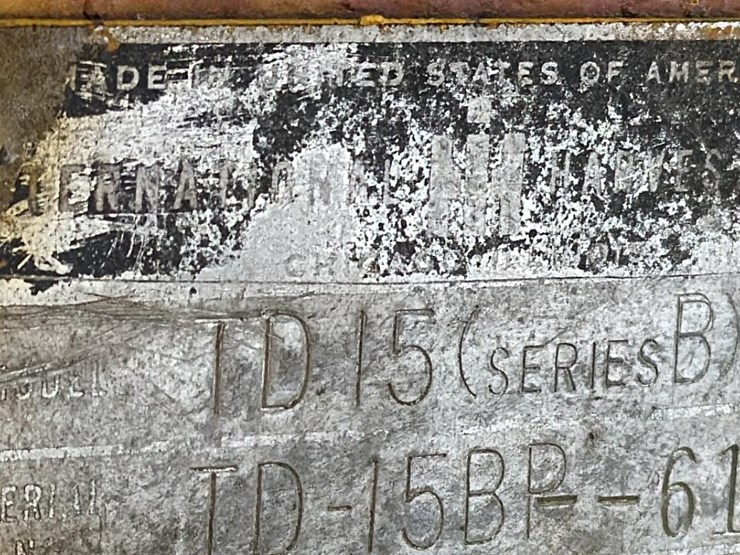 international-125c-image-30