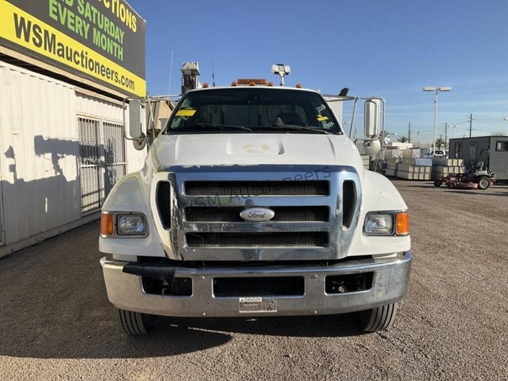 2008-ford-f650-image-4