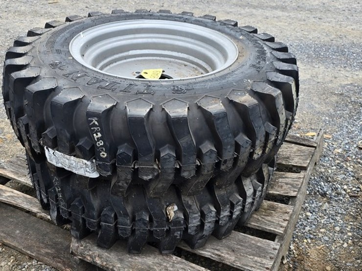 new-2-titan-10.5/80-18-tires-&-rims-image-3