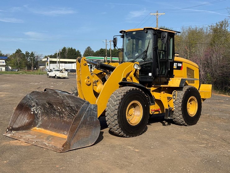 2020-caterpillar-938m-image-1