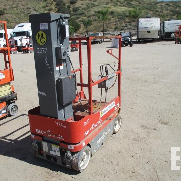 2017 SKYJACK SJ16