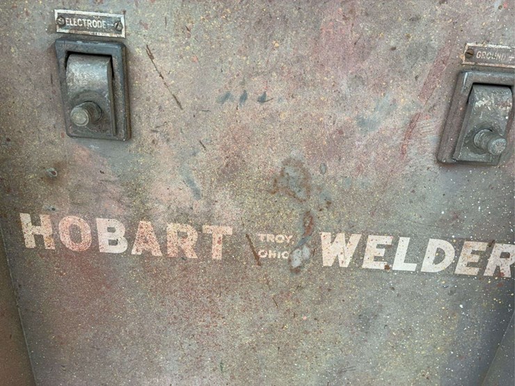 hobart-industrial-stick-welder,-heavy-duty-steel-cabinet-td416-image-11