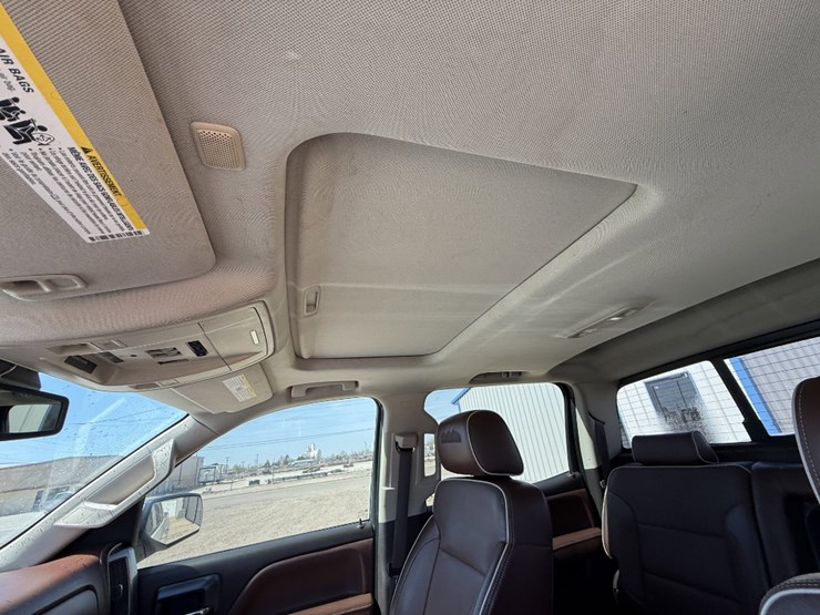 2014-chevrolet-silverado-1500-high-country-image-12