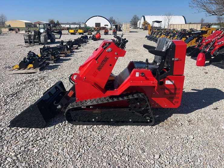 2026-sdlanch-sda-140t-mini-skid-steer-image-8