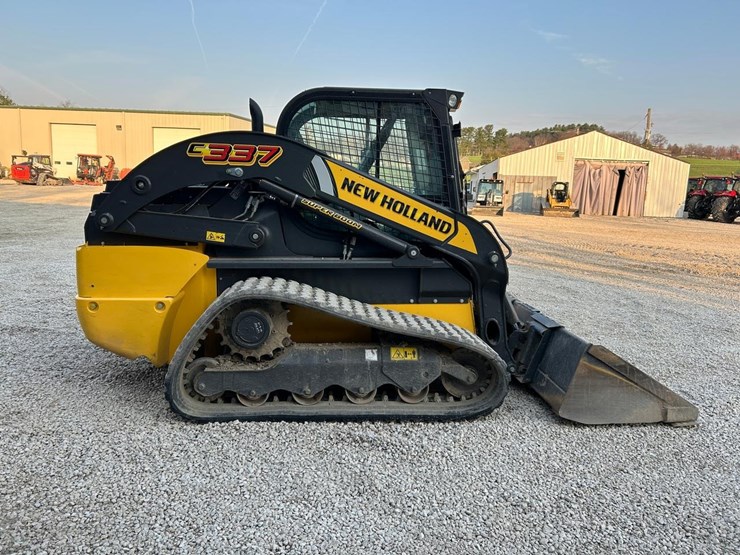 2023-new-holland-c337-image-5