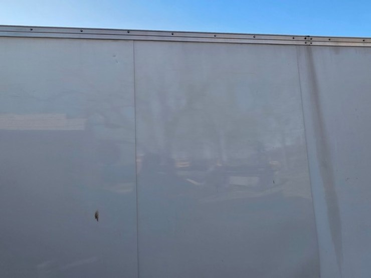 2013-united-trailer-2-axle-20'-box-trailer-(title)-image-13