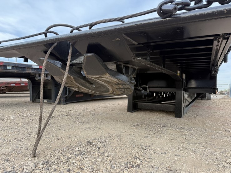 2014-transcraft-53'-x-102"-image-18