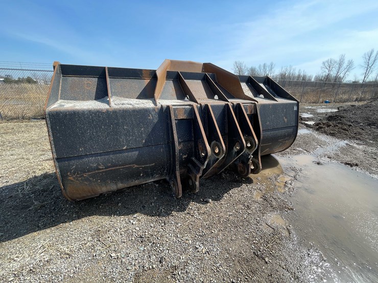 caterpillar-982m-image-95