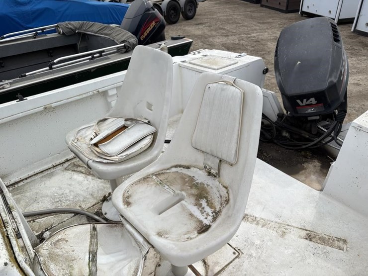 1990-unknown-trailer-image-12