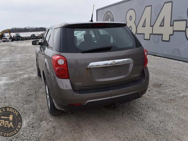 2010-chevrolet-equinox-ls-image-38