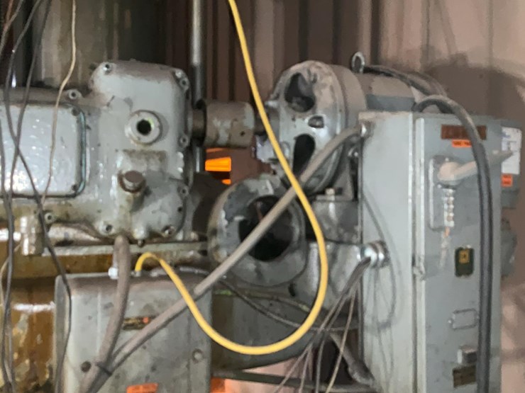 #200-•-cincinnati-4’-radial-mill-image-6