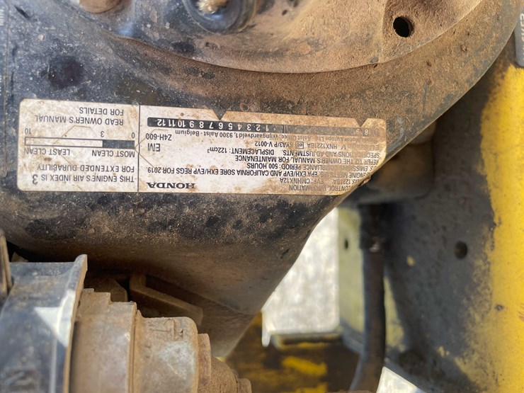 #5689-•-wacker-vp1135-plate-compactor-image-16