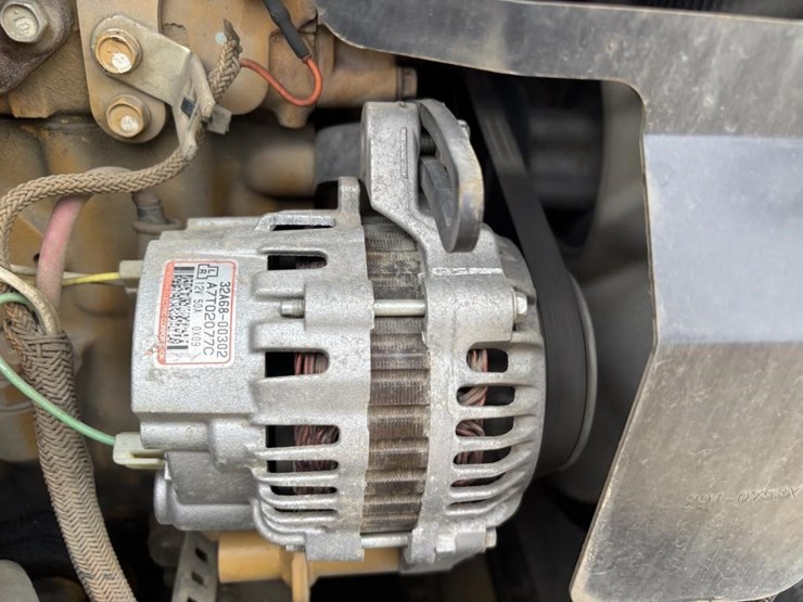 2010-caterpillar-303-image-50