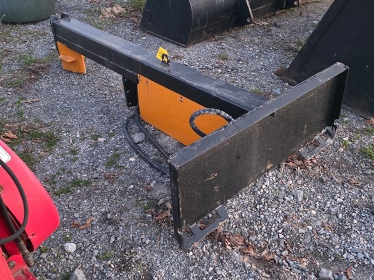 new-skidloader-horizontal-log-splitter-image-1