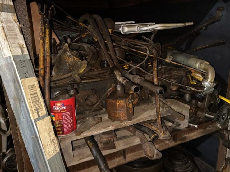 #263-•-steel-shelf-and-cat-engine-parts-image-6