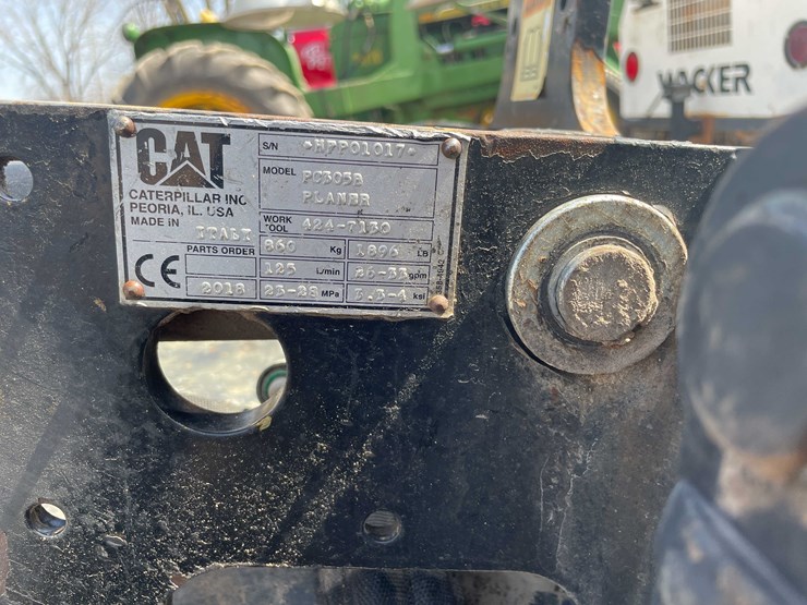 #5683-•-2019-cold-planer-cat-pc305b-image-27