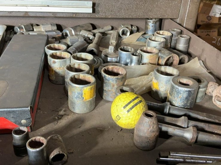 #228-•-tool-chest-and-contents-image-20