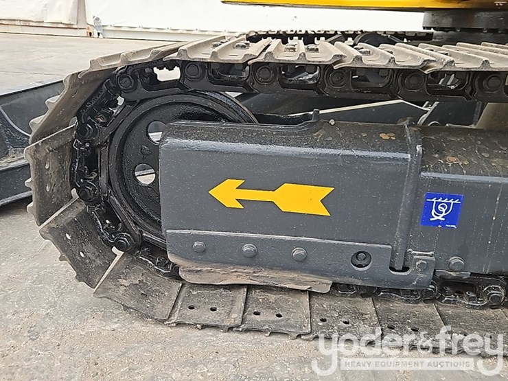 2016-komatsu-pc56-7-image-23