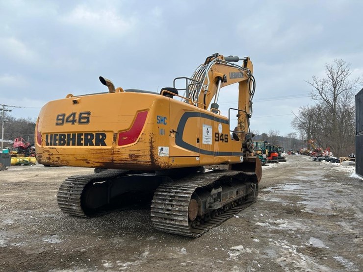 2016-liebherr-r946-lc-image-3