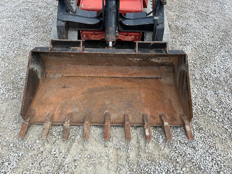 2021-ditch-witch-sk3000-image-9