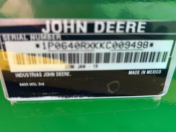 2018-john-deere-6145m-image-24