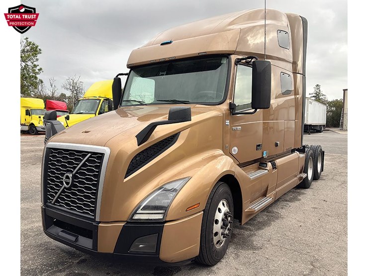 2022-volvo-vnl-760-image-1