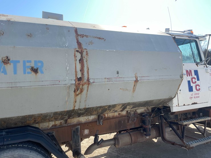 1987-ford-ltl9000-image-23