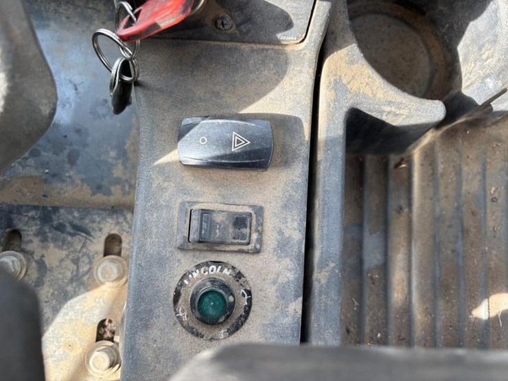 2008-deere-624j-image-39