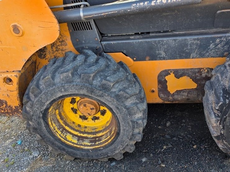 2011-case-sr200-image-11