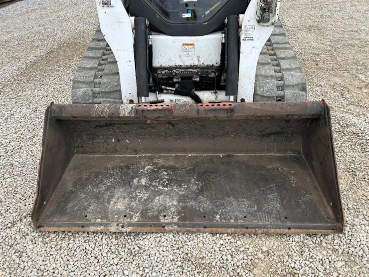 2020-bobcat-t770-image-9