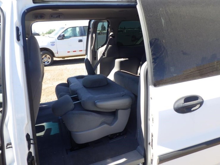 2003-ford-windstar-image-7