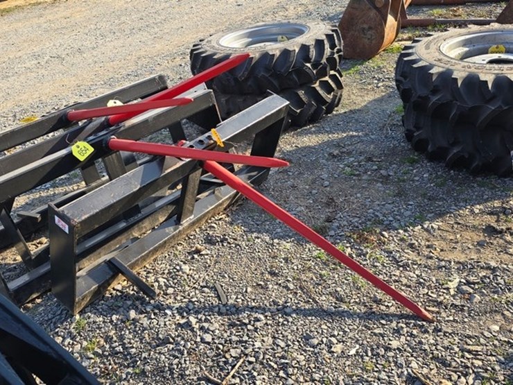 new-kivel-single-skidloader-bale-spear-image-4