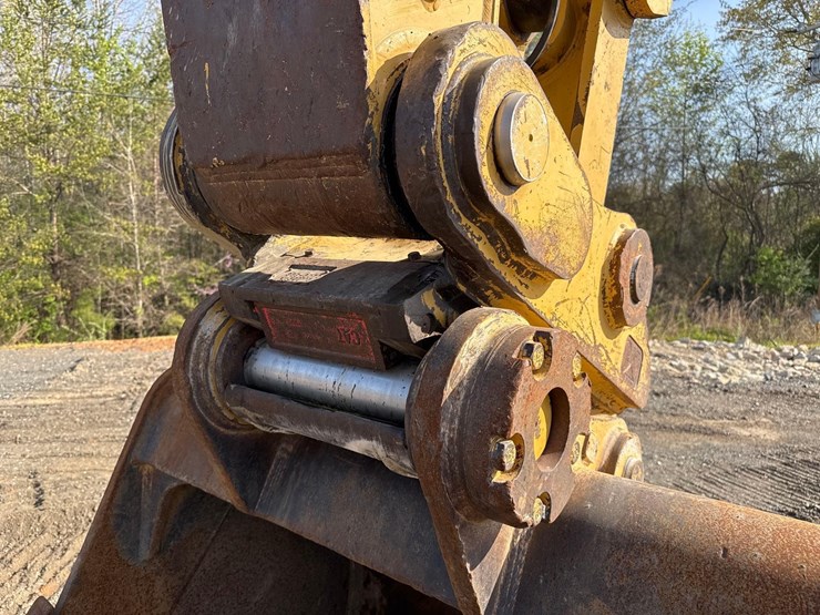 2018-caterpillar-336fl-image-8