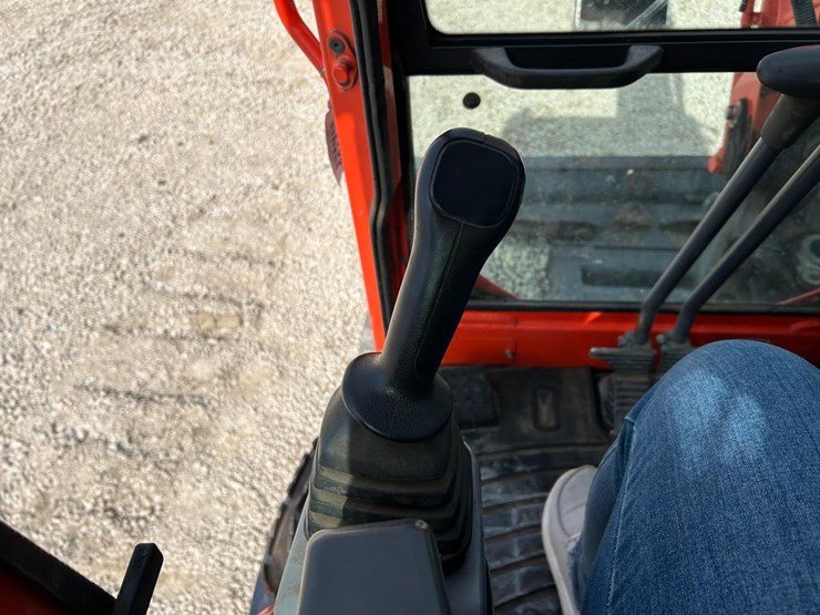 kubota-kx121-3s-image-23