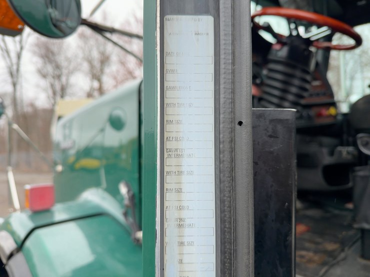 2003-kenworth-t800-image-37