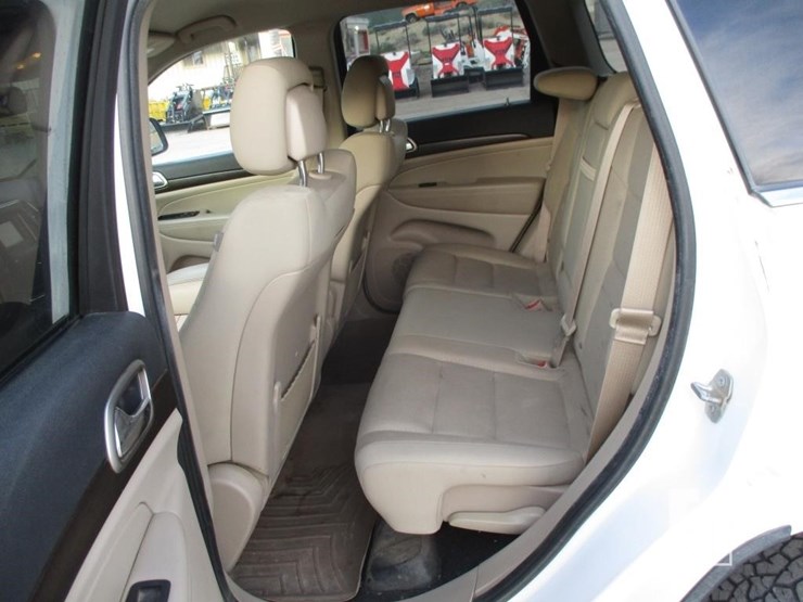 2014-jeep-grand-cherokee-image-8